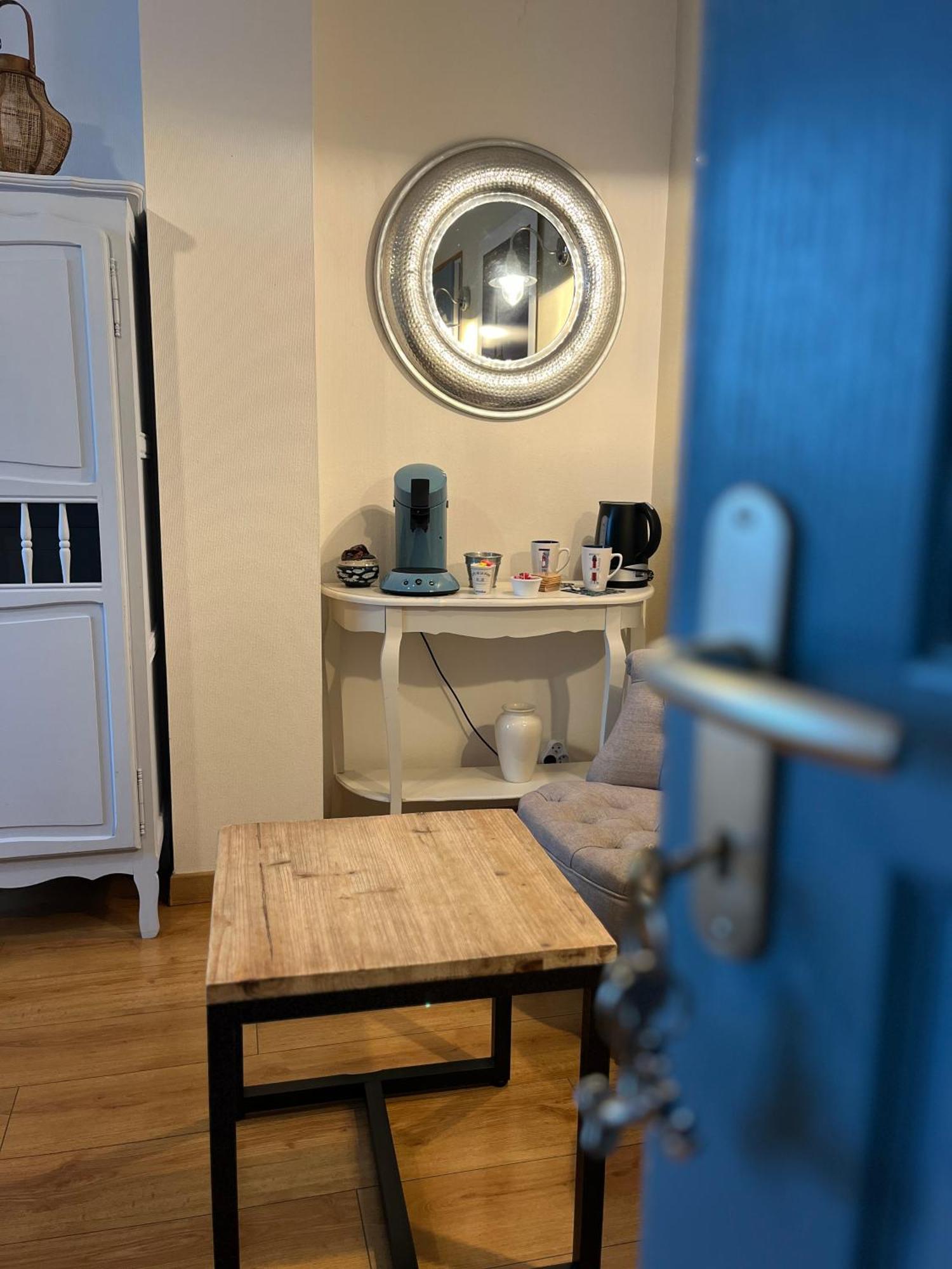 Les Transats Chambre Et Appartements Face A La Mer Barfleur Exterior photo