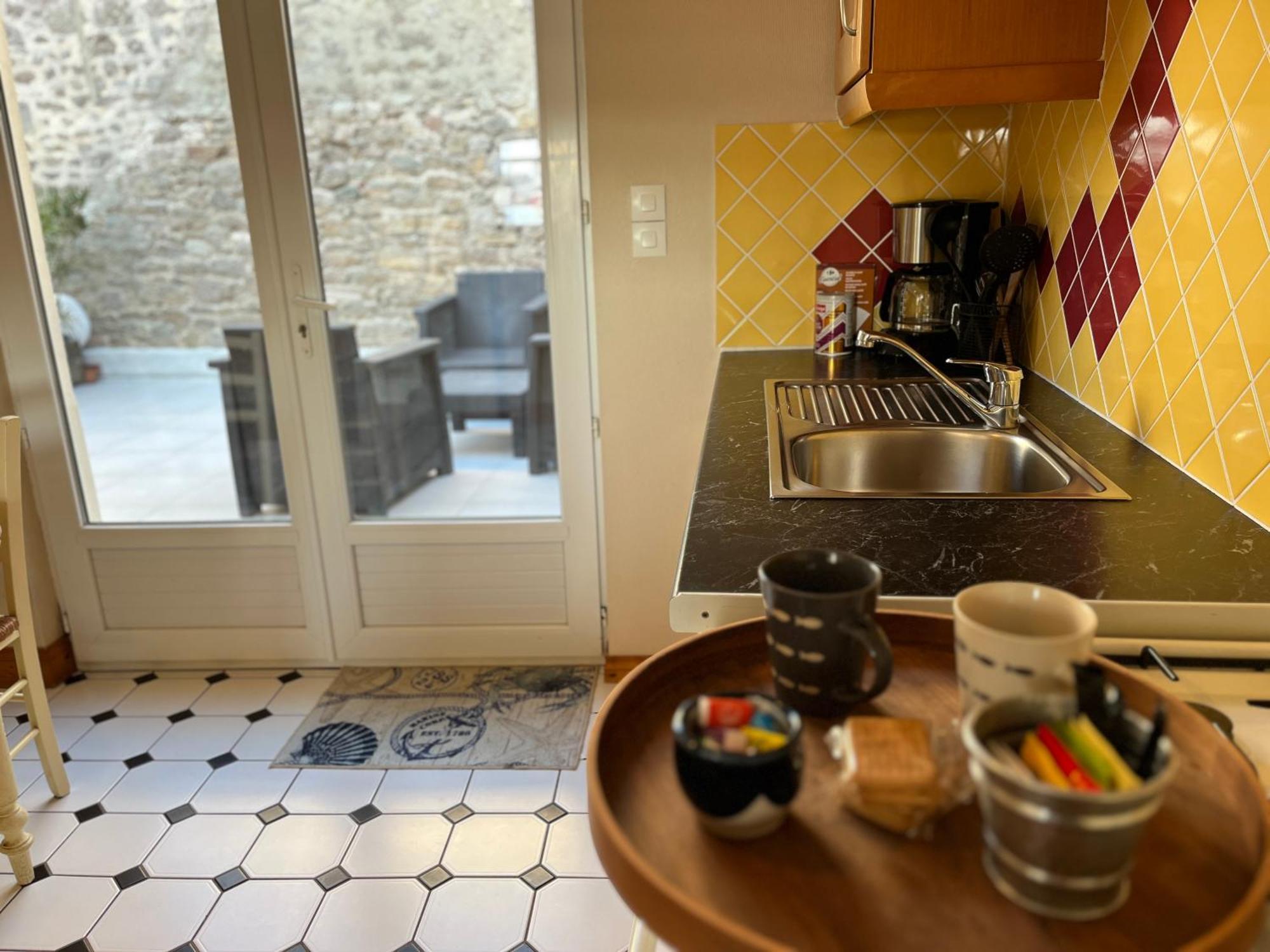 Les Transats Chambre Et Appartements Face A La Mer Barfleur Exterior photo