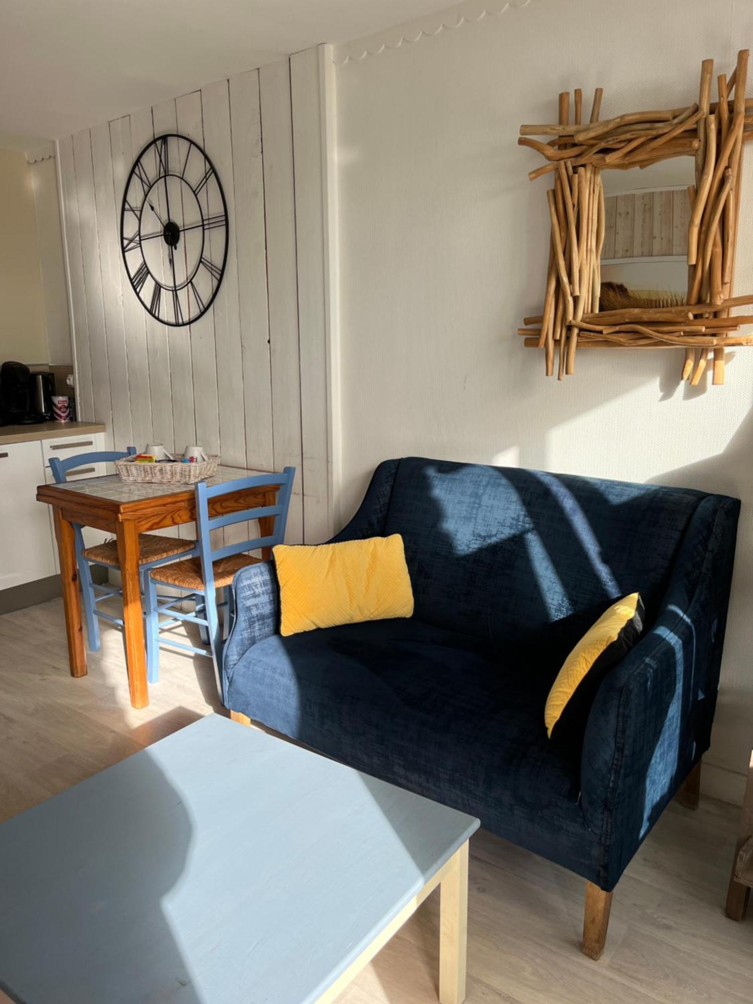 Les Transats Chambre Et Appartements Face A La Mer Barfleur Exterior photo