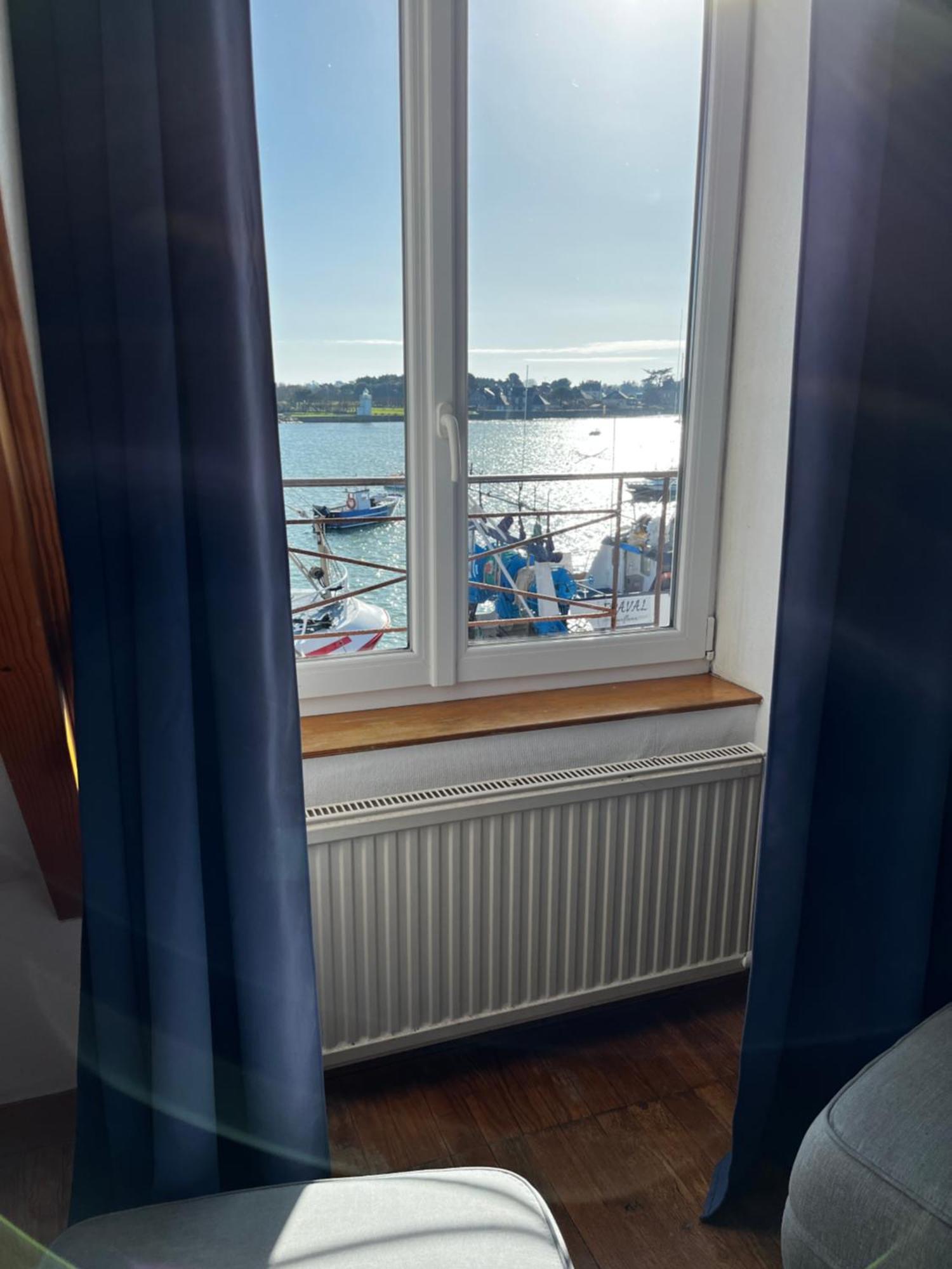 Les Transats Chambre Et Appartements Face A La Mer Barfleur Exterior photo